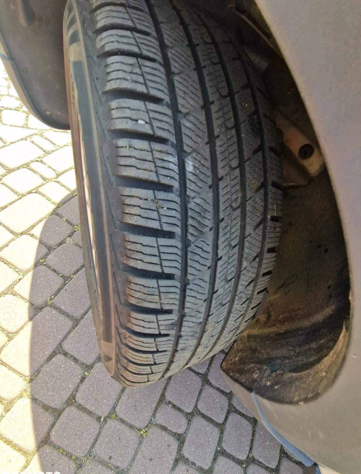 Volvo XC 90 cena 32900 przebieg: 280000, rok produkcji 2004 z Przemków małe 466